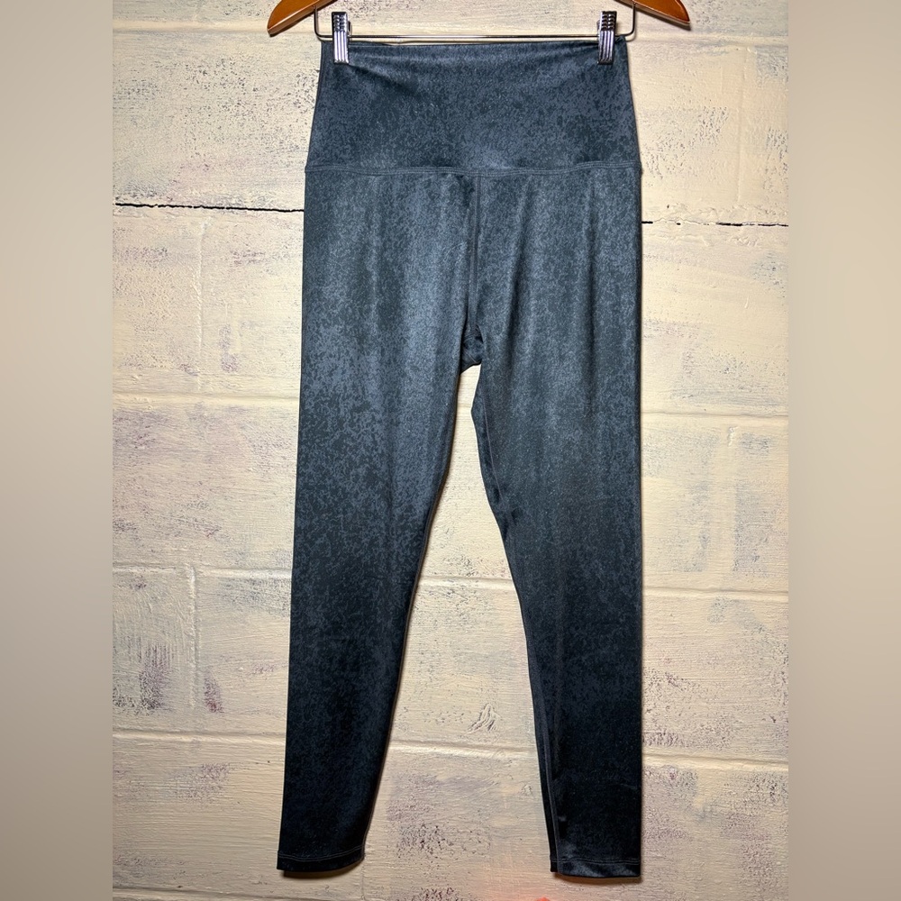 Beyond Yoga High-Waist Black Velvet Leggings